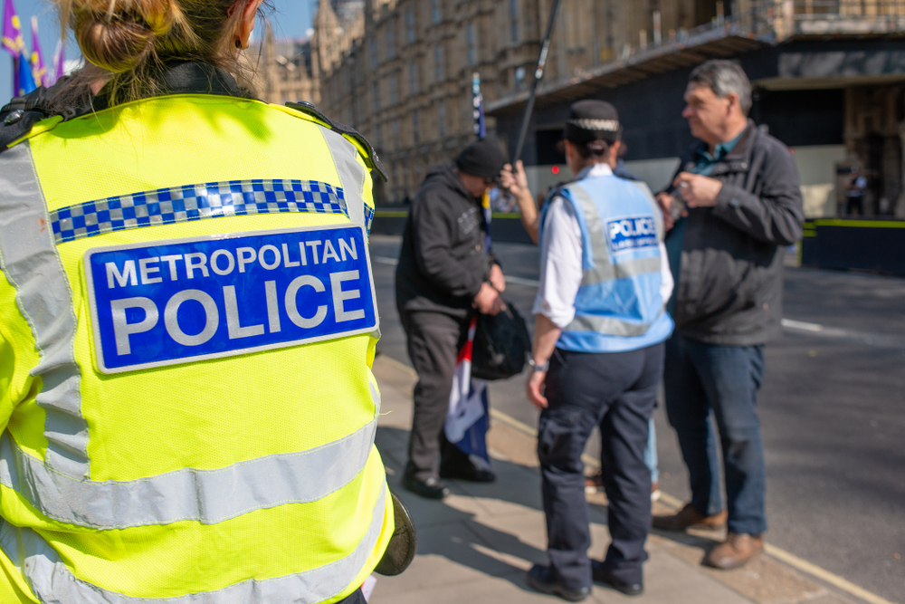 Met police stop and search man for blog about do you have to tell police your name in the UK?